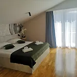 Bed & Breakfast Memori Rab Town