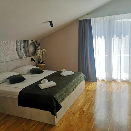 Oda ve Kahvaltı Memori Rab Town