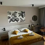 Bed & Breakfast Memori Rab Town