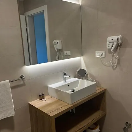 krevet i doručak Memori 4*