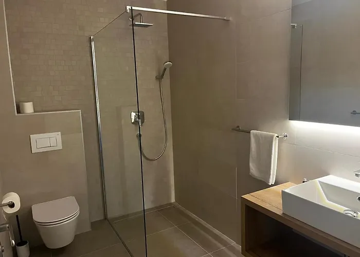 Couette-café Memori Rab Town