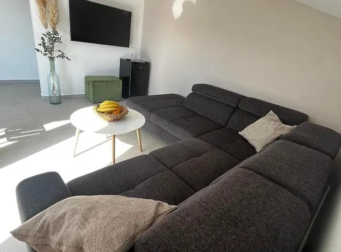 Couette-café Memori 4*