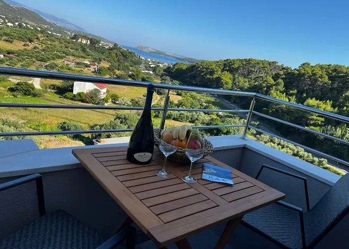 Memori Couette-café Rab Town