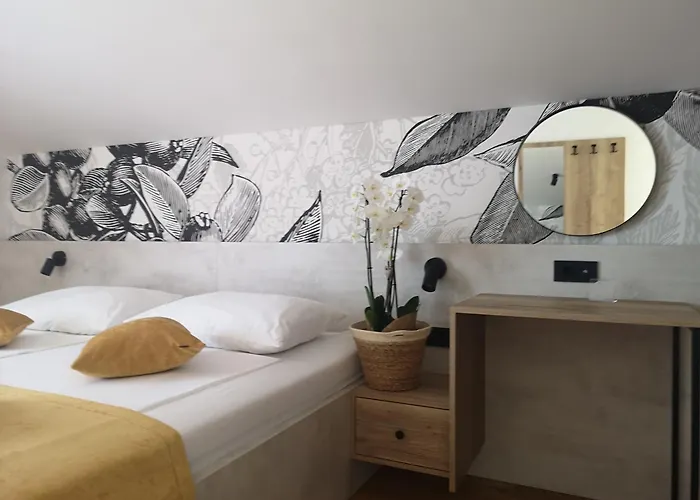 Couette-café Memori Rab Town